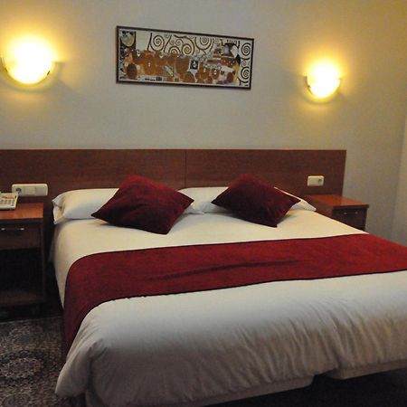 Pension Alameda Сан-Себастьян Экстерьер фото