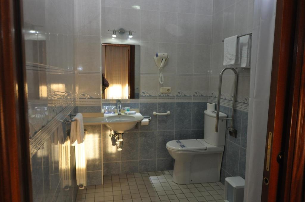 Pension Alameda Сан-Себастьян Номер фото